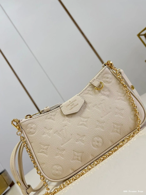 AAA Replica Ru POUCH EASY VUITTON ON LOUIS STRAP 0716